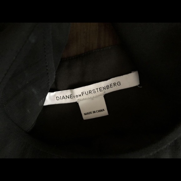 DIane Von Frustenberg Black Lace Dress 100% silk - Picture 4 of 5